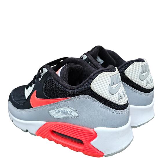 Nike Air Max 90 Essential Sneaker Size 8.5 Wolf Grey Bright Crimson AJ1285-012 - Picture 4 of 13